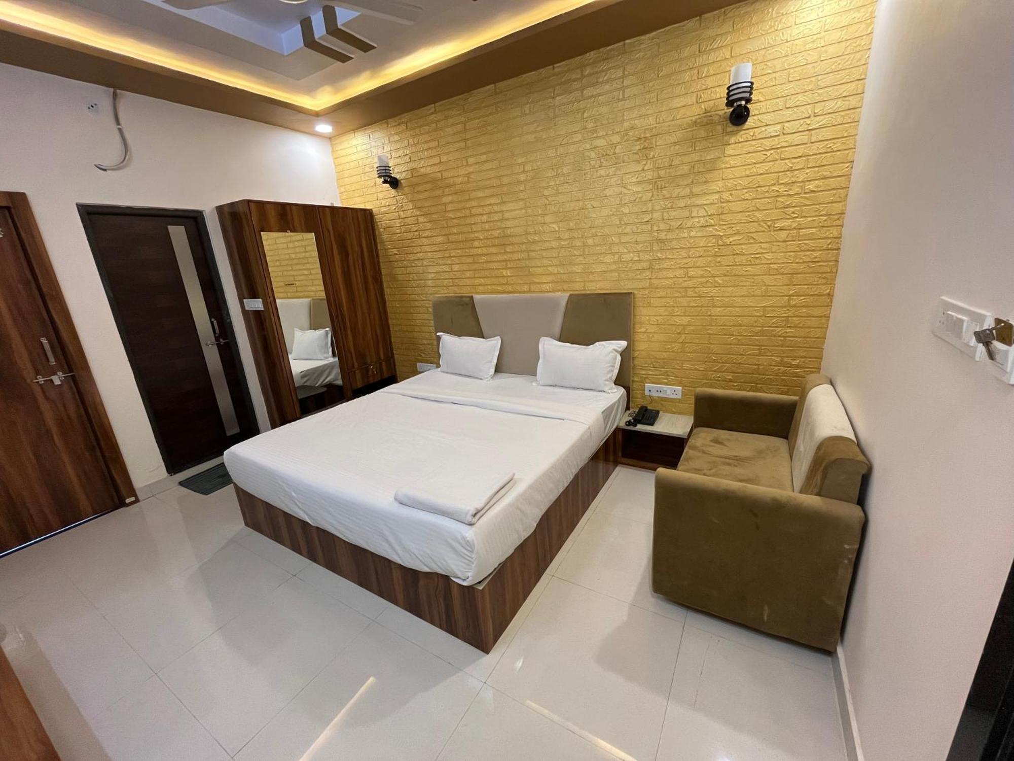 Hotel Rahat Jhalawar Екстериор снимка